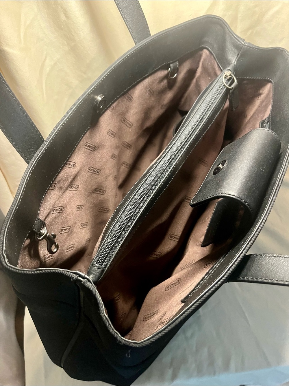 COACH Auth. | Large Black Tote with Leather Straps - Picture 14 of 15
